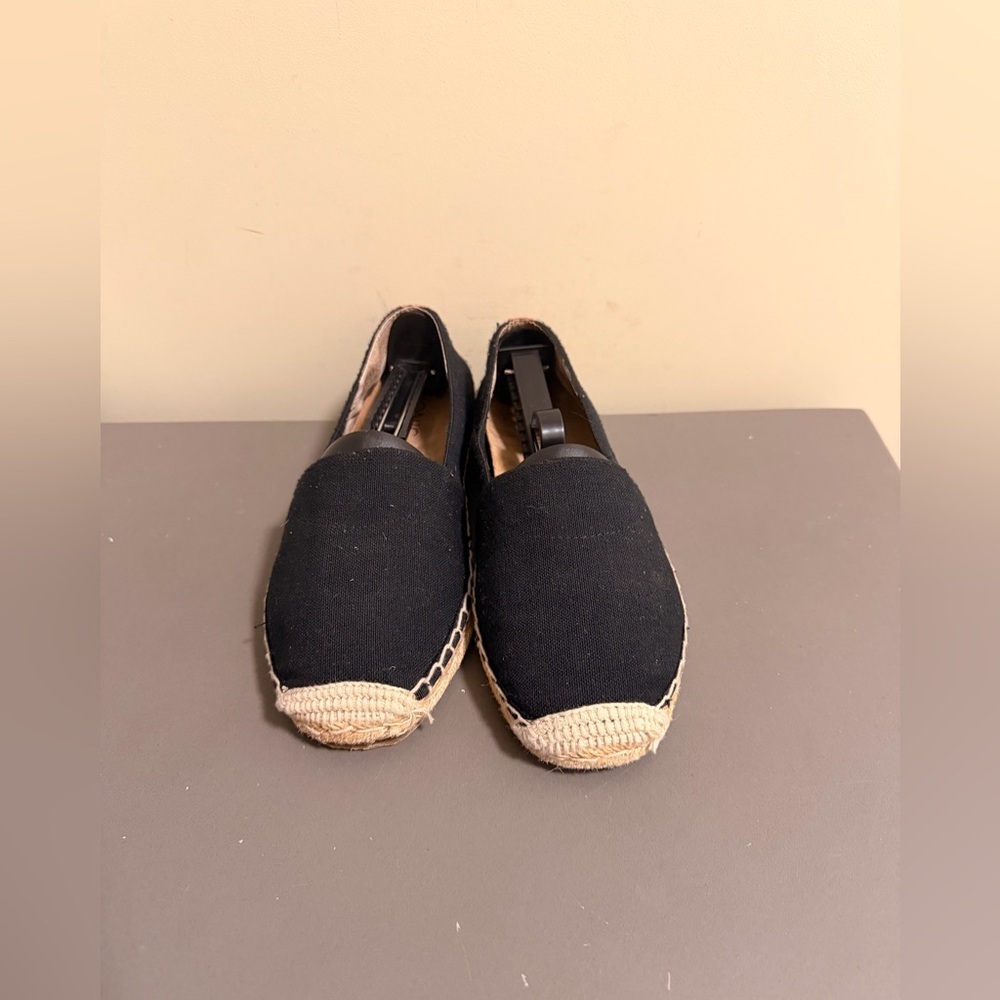 Women’s Vionic Valeri Espadrille Slip On Black Flats Shoes - Picture 2 of 6